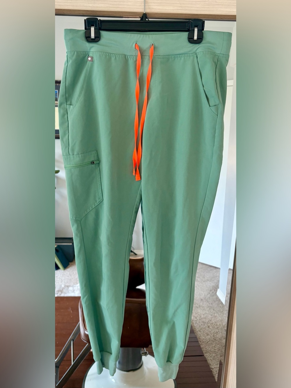 FIGS scrubs women scrub pants Light Green with orange strings size Medium Tall
